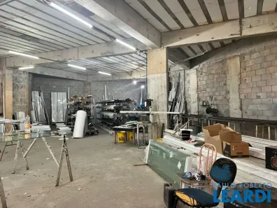 Galpão / Depósito / Armazém para alugar, 348m² no Jordanópolis, Arujá