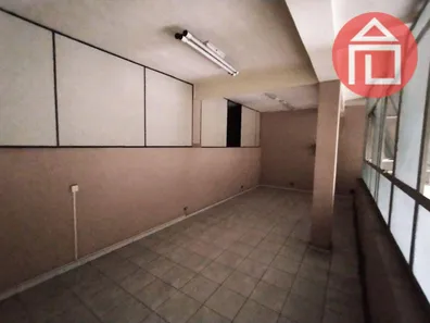 Prédio Inteiro para alugar, 450m² no Centro, Bragança Paulista
