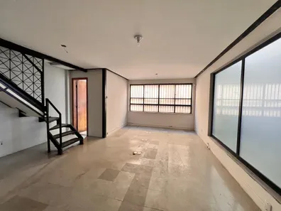 Prédio Inteiro com 23 Quartos para alugar, 630m² no Pituba, Salvador