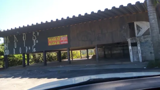 Galpão / Depósito / Armazém para venda ou aluguel, 2000m² no Jardim Aracy, Mogi das Cruzes