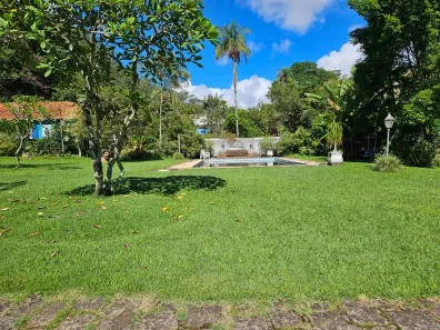 Casa com 4 Quartos para alugar, 800m² no Castelanea, Petrópolis