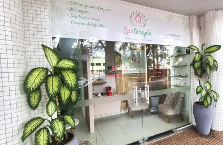 Loja / Salão / Ponto Comercial com 4 Quartos à venda, 60m² no Zona 01, Maringá