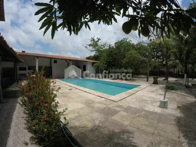 Fazenda / Sítio / Chácara com 4 Quartos à venda, 720m² no Tapera, Aquiraz