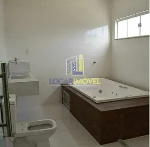 Sobrado com 3 Quartos à venda, 372m² no Boa Vista, Vitória da Conquista