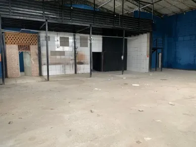 Galpão / Depósito / Armazém para alugar, 1200m² no Granja Viana, Cotia