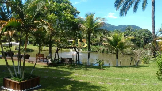 Fazenda / Sítio / Chácara com 4 Quartos à venda, 500m² no Centro, Cachoeiras de Macacu