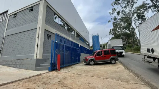 Galpão / Depósito / Armazém para alugar, 2900m² no Vila Jovina, Cotia