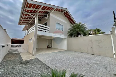 Casa com 3 Quartos à venda, 210m² no Badenfurt, Blumenau