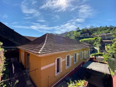 Casa com 4 Quartos à venda, 190m² no Coronel Veiga, Petrópolis