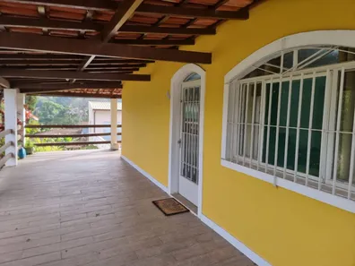 Fazenda / Sítio / Chácara com 3 Quartos à venda, 270m² no Caete (Mailasqui), São Roque