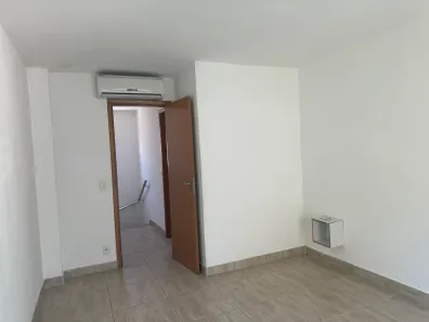 Casa com 2 Quartos para venda ou aluguel, 92m² no Vila São Jorge, Nova Iguaçu