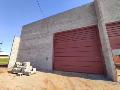 Galpão / Depósito / Armazém para alugar, 750m² no Parque Industrial, Araçatuba