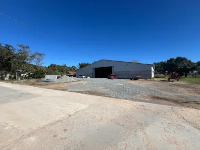 Galpão / Depósito / Armazém para alugar, 300m² no Centro, Camboriú