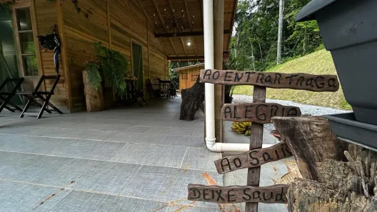 Fazenda / Sítio / Chácara com 2 Quartos à venda, 7000m² no Centro, Águas Mornas
