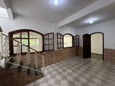 Casa de Condomínio com 3 Quartos à venda, 385m² no Várzea Alegre, Guapimirim