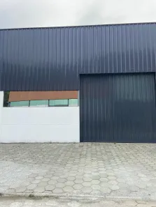 Galpão / Depósito / Armazém para alugar, 400m² no Rio Pequeno, Camboriú