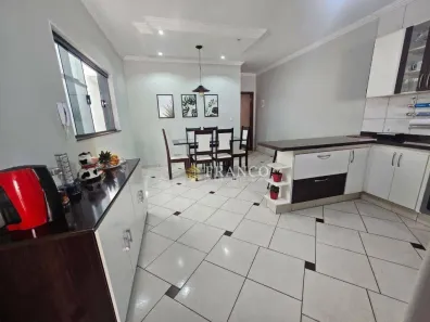 Sobrado com 3 Quartos à venda, 196m² no Esplanada Independência, Taubaté