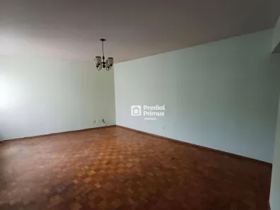 Apartamento com 3 Quartos para alugar, 126m² no Centro, Nova Friburgo