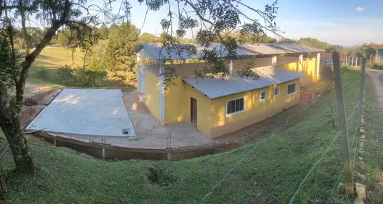 Galpão / Depósito / Armazém com 1 Quarto à venda, 3186m² no Centro, Campo Magro