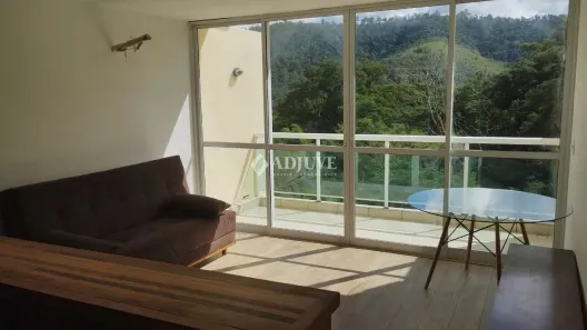 Flat com 1 Quarto à venda, 47m² no Itaipava, Petrópolis