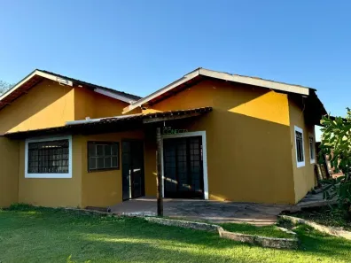 Fazenda / Sítio / Chácara com 3 Quartos à venda, 100m² no Conjunto Residencial Lourenco Bacarin, Ibiporã