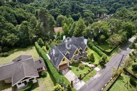 Casa de Condomínio com 4 Quartos para venda ou aluguel, 380m² no Loteamento Veu da Noiva, Campos do Jordão