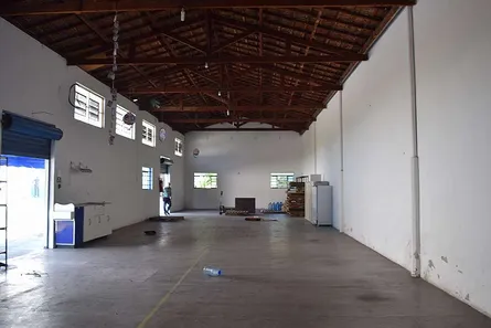 Galpão / Depósito / Armazém à venda, 300m² no Chácara da Galega, Pindamonhangaba