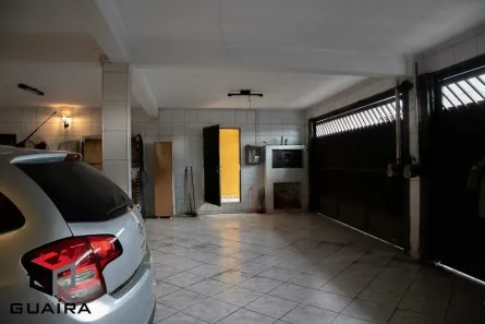 Sobrado com 3 Quartos para alugar, 260m² no Centro, Diadema