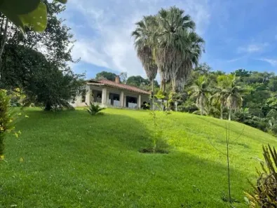 Fazenda / Sítio / Chácara com 4 Quartos à venda, 9923m² no São Judas Tadeu, Barra Mansa