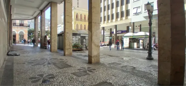 Loja / Salão / Ponto Comercial à venda, 42m² no Centro, Curitiba
