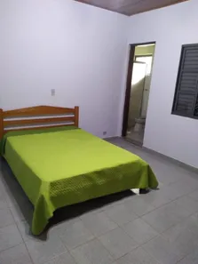 Fazenda / Sítio / Chácara com 3 Quartos à venda, 150m² no Cidade Parquelandia, Mogi das Cruzes