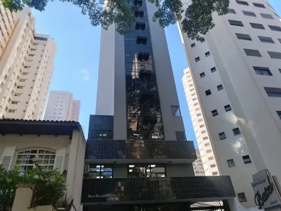 Conjunto Comercial / Sala para alugar, 23m² no Água Verde, Curitiba