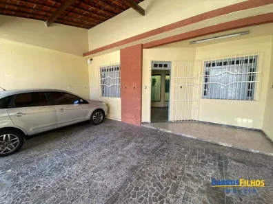 Casa com 3 Quartos à venda, 180m² no Luzia, Aracaju