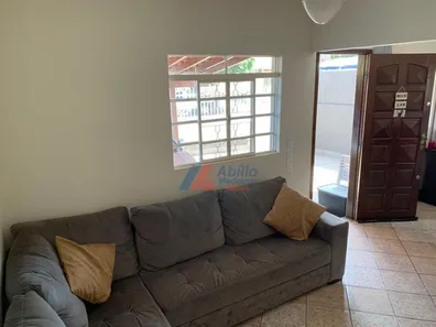 Casa com 3 Quartos à venda, 125m² no Vera Cruz, Londrina