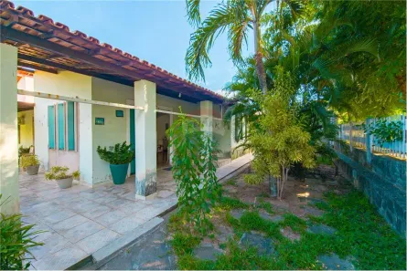 Casa de Condomínio com 4 Quartos à venda, 300m² no Jauá (Abrantes), Camaçari