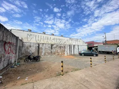 Terreno / Lote / Condomínio para alugar, 147m² no Centro, Rio Claro