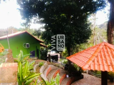 Fazenda / Sítio / Chácara com 2 Quartos à venda, 8000m² no , Piraí