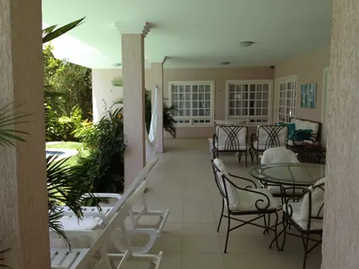 Casa de Condomínio com 6 Quartos para venda ou aluguel, 800m² no Candelária, Natal