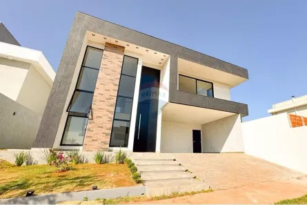 Casa de Condomínio com 4 Quartos à venda, 298m² no Setor Habitacional Tororó, Brasília