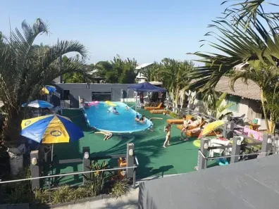 Hotel / Motel / Pousada com 18 Quartos à venda, 1615m² no Grajau, Pontal do Paraná