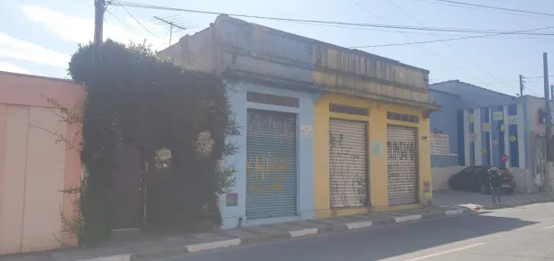 Loja / Salão / Ponto Comercial com 3 Quartos à venda, 235m² no Centro, Mogi das Cruzes