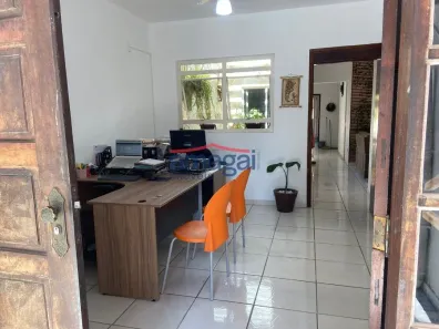 Casa com 3 Quartos para alugar, 195m² no Jardim Flórida, Jacareí