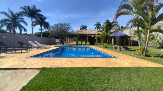 Fazenda / Sítio / Chácara com 3 Quartos à venda, 1300m² no , Mairinque