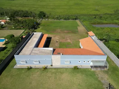Fazenda / Sítio / Chácara com 3 Quartos à venda, 250m² no Chácara Marambaia, Caçapava