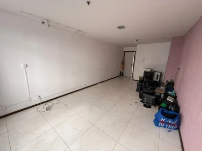 Conjunto Comercial / Sala para alugar, 28m² no Icaraí, Niterói