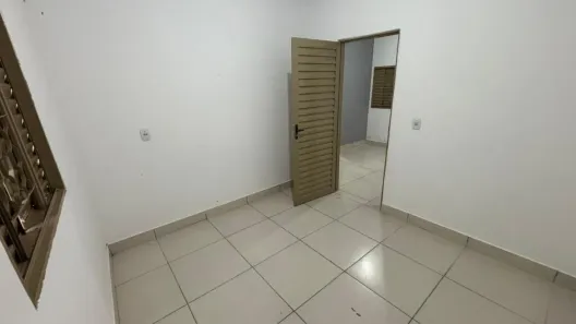 Casa com 4 Quartos para alugar, 122m² no Setor Palmares, Trindade