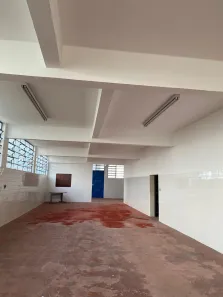 Prédio Inteiro para alugar, 999m² no Mosela, Petrópolis