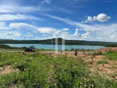 Terreno / Lote / Condomínio à venda, 710m² no , Silvânia