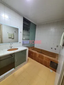 Sobrado com 3 Quartos à venda, 160m² no Castália, Itabuna