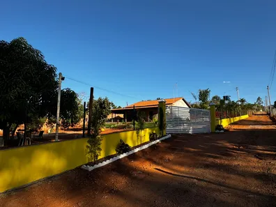 Fazenda / Sítio / Chácara com 2 Quartos à venda, 1500m² no , Nerópolis